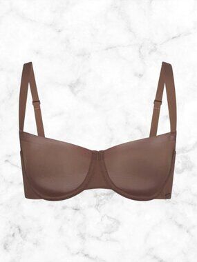 NWT | SKIMS No Show Unlined Balconette Bra 44C in Cocoa